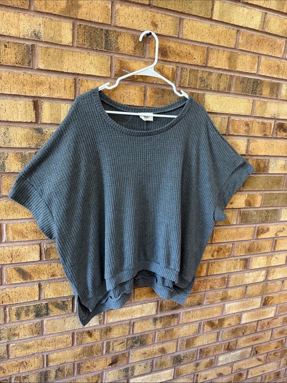 TALULAH Charcoal Gray Waffle Knit Boxy Top
